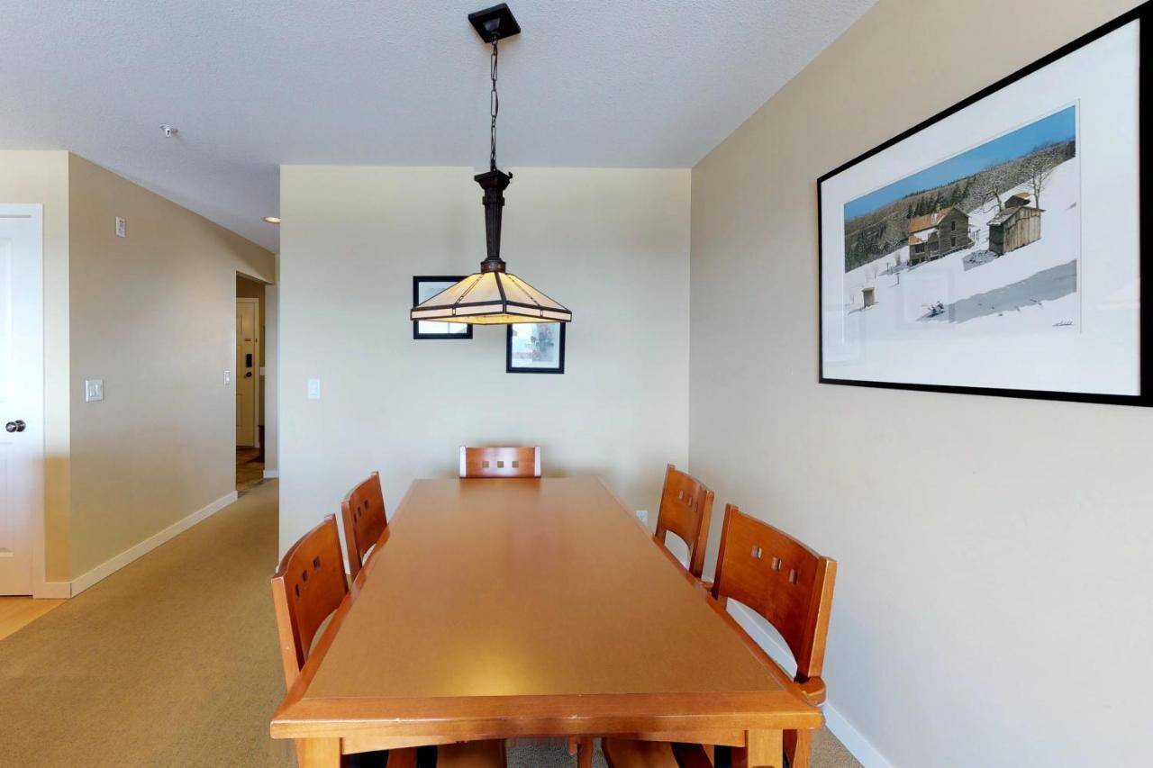 Trappers Crossing 28 Apartment Big White Ski Resort Bagian luar foto