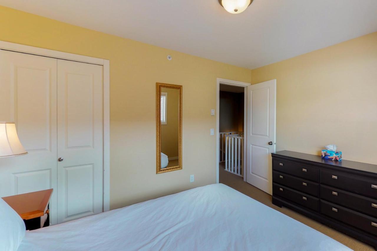 Trappers Crossing 28 Apartment Big White Ski Resort Bagian luar foto
